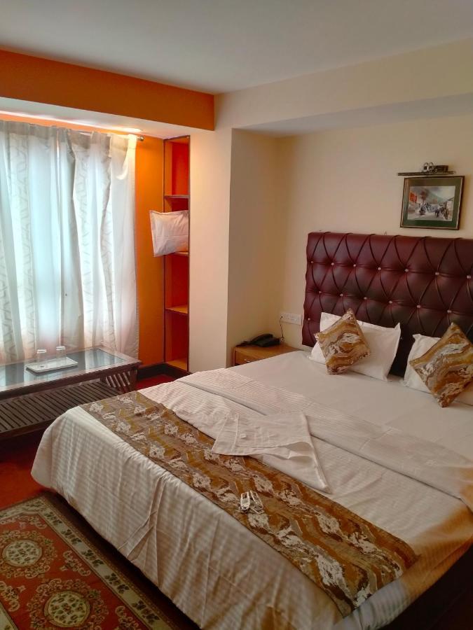 فندق Oyo 12370 Royal Sarava دارجيلنغ المظهر الخارجي الصورة